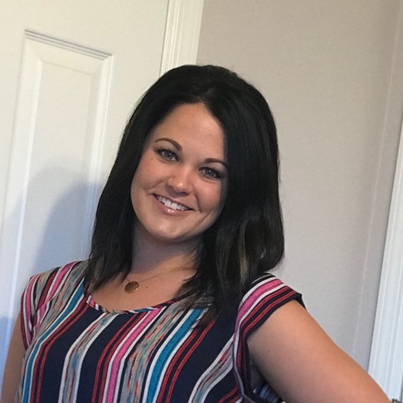 Meet your Posher, Jami - Picture 1 of 1